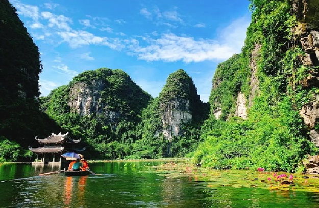 2 day Excursion to Ninh Binh Iconic Destinations